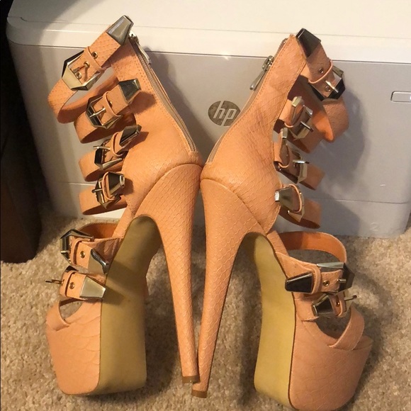 Penny Sue and the shoe guru size 8 1/2 - Picture 2 of 15